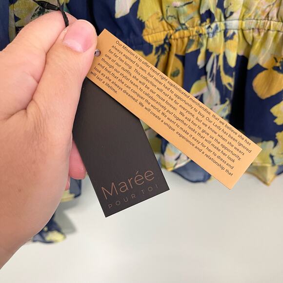 Maree Pour Toi Floral Blouse Size 14 Blue Cropped Ruffle Sheer Mesh Feminine NWT - Picture 9 of 10